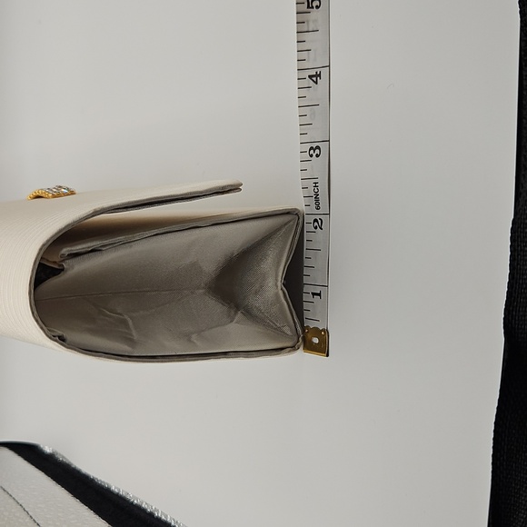 Vintage Bechamel Crossbody Cluch - Picture 10 of 12
